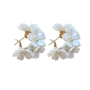 Latest Sweet Romantic Elegant White Flower Hoop Earrings
